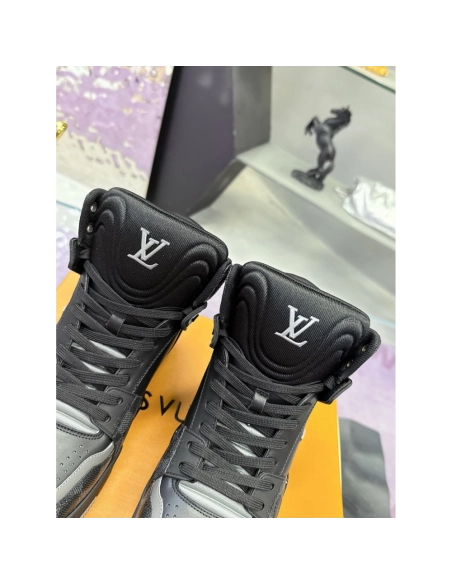 LV Sneakers 2026 611,LV Sneakers,LOUIS VUITTON Sneakers,More Brands