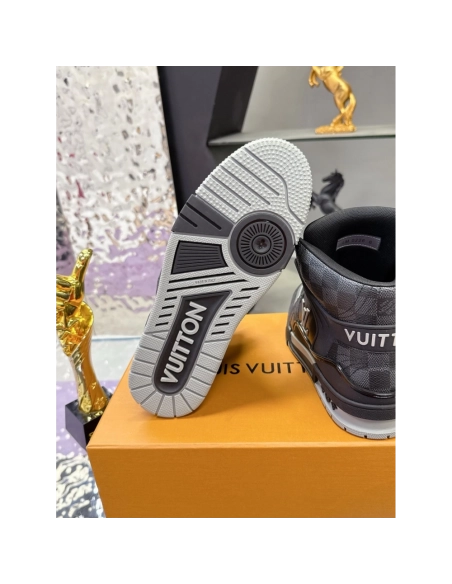 LV Sneakers 2026 611,LV Sneakers,LOUIS VUITTON Sneakers,More Brands