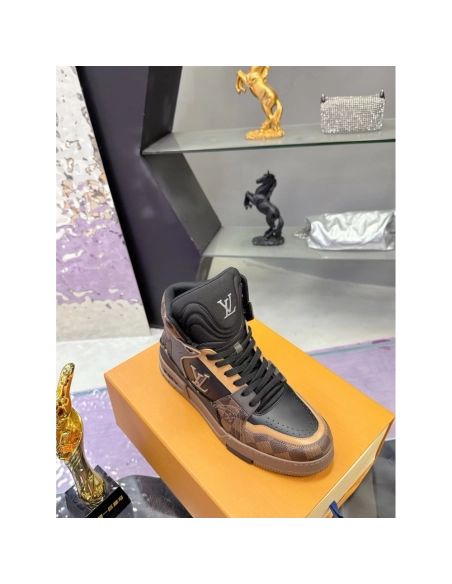 LV Sneakers 2026 612,LV Sneakers,LOUIS VUITTON Sneakers,More Brands