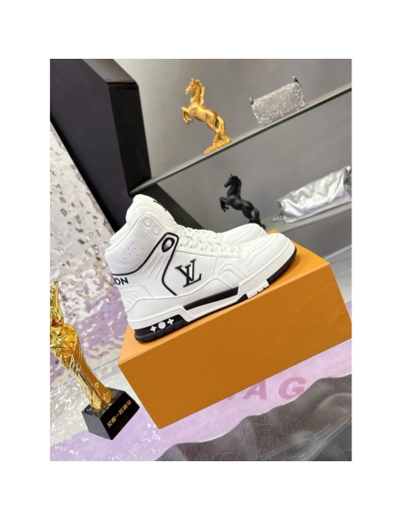 LV Sneakers 2026 613,LV Sneakers,LOUIS VUITTON Sneakers,More Brands