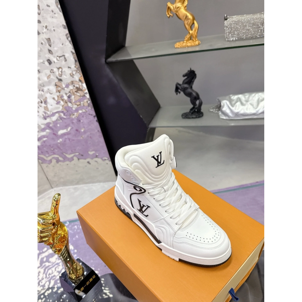 LV Sneakers 2026 613,LV Sneakers,LOUIS VUITTON Sneakers,More Brands