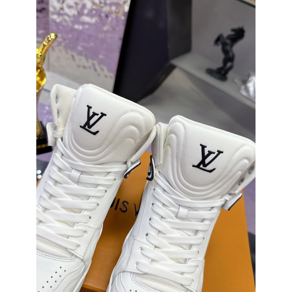 LV Sneakers 2026 613,LV Sneakers,LOUIS VUITTON Sneakers,More Brands