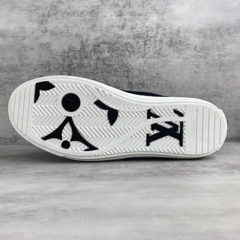 LV Sneakers 2026 615,LV Sneakers,LOUIS VUITTON Sneakers,More Brands