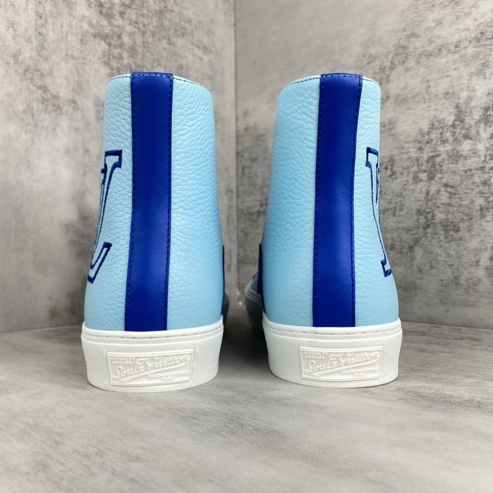 LV Sneakers 2026 618,LV Sneakers,LOUIS VUITTON Sneakers,More Brands