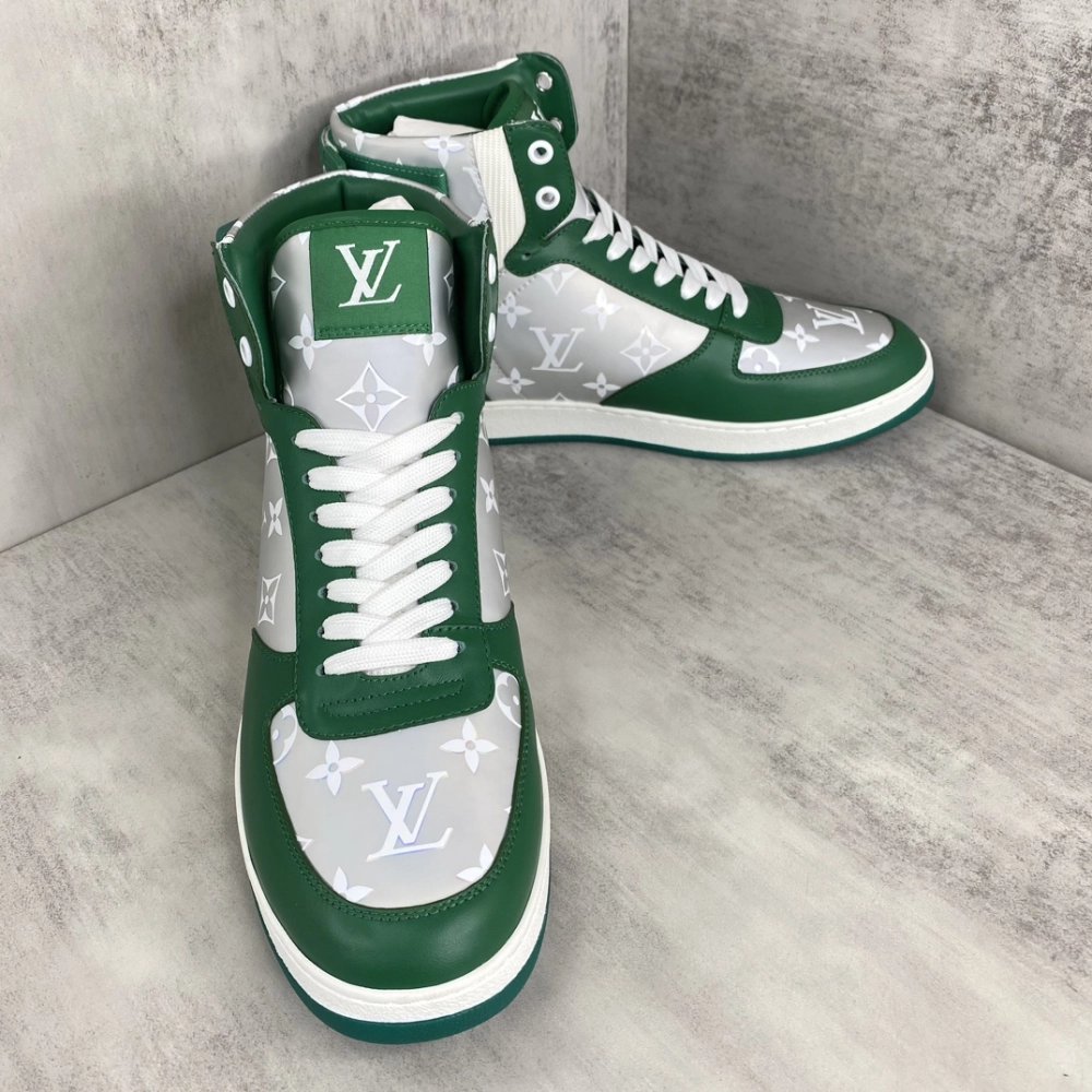 LV Sneakers 2026 620,LV Sneakers,LOUIS VUITTON Sneakers,More Brands