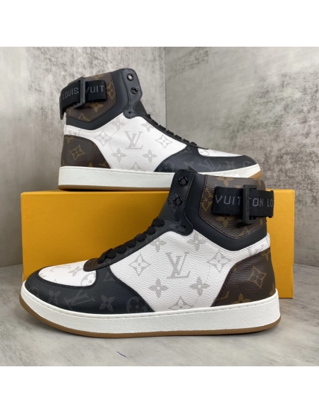 LV Sneakers 2026 621,LV Sneakers,LOUIS VUITTON Sneakers,More Brands