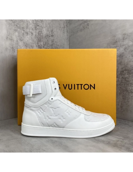 LV Sneakers 2026 622,LV Sneakers,LOUIS VUITTON Sneakers,More Brands
