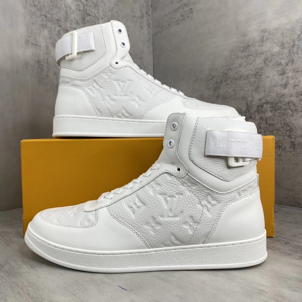 LV Sneakers 2026 622,LV Sneakers,LOUIS VUITTON Sneakers,More Brands