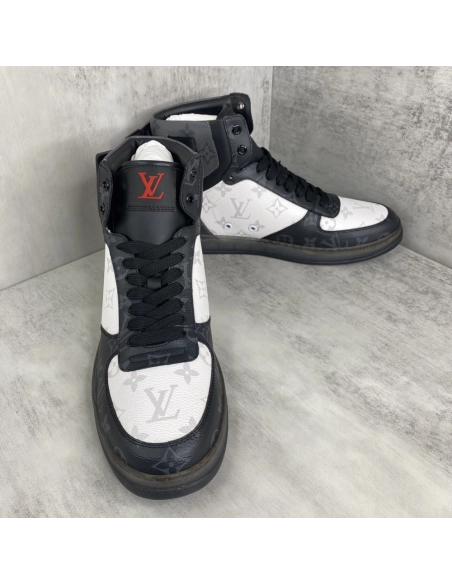 LV Sneakers 2026 624,LV Sneakers,LOUIS VUITTON Sneakers,More Brands