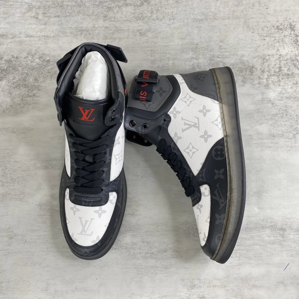 LV Sneakers 2026 624,LV Sneakers,LOUIS VUITTON Sneakers,More Brands