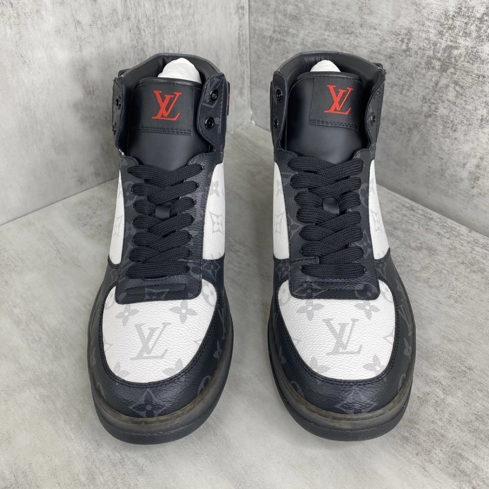 LV Sneakers 2026 624,LV Sneakers,LOUIS VUITTON Sneakers,More Brands
