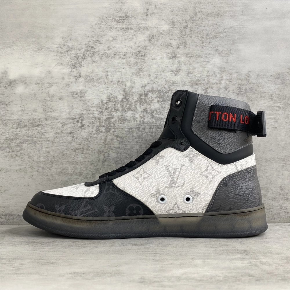 LV Sneakers 2026 624,LV Sneakers,LOUIS VUITTON Sneakers,More Brands