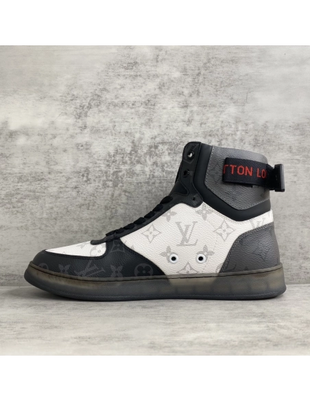 LV Sneakers 2026 624,LV Sneakers,LOUIS VUITTON Sneakers,More Brands