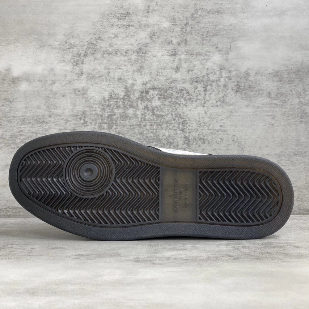 LV Sneakers 2026 624,LV Sneakers,LOUIS VUITTON Sneakers,More Brands