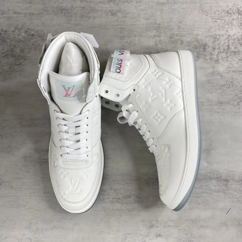 LV Sneakers 2026 628,LV Sneakers,LOUIS VUITTON Sneakers,More Brands