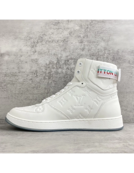 LV Sneakers 2026 628,LV Sneakers,LOUIS VUITTON Sneakers,More Brands