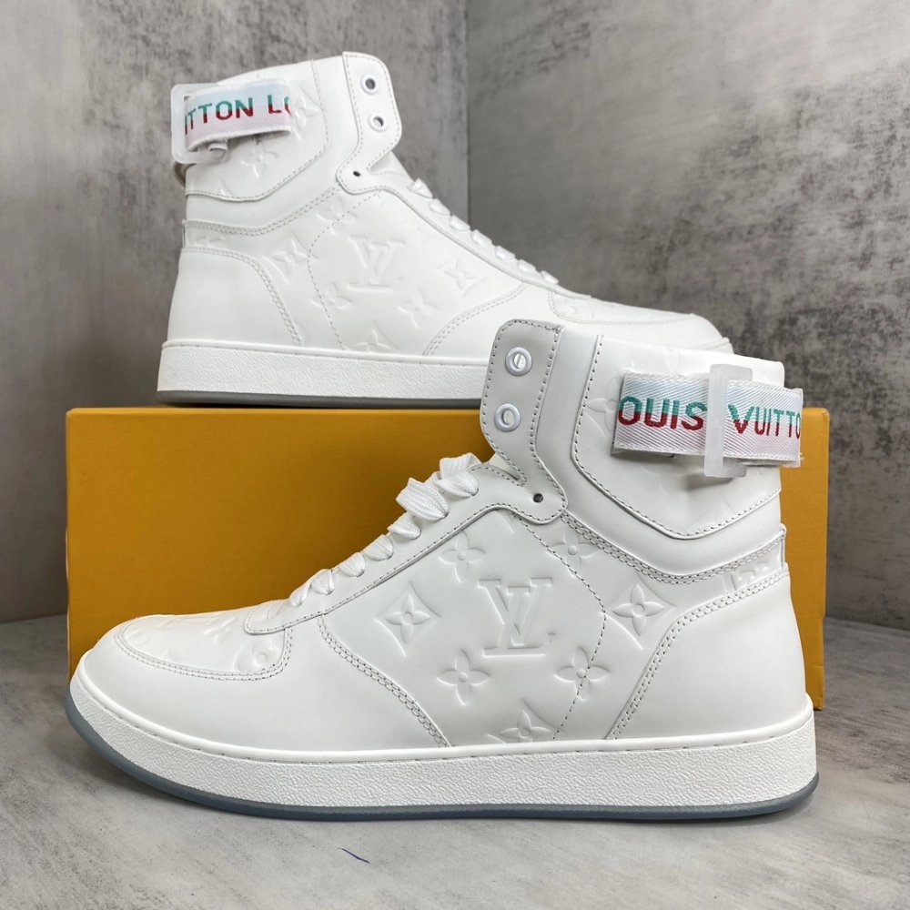 LV Sneakers 2026 628,LV Sneakers,LOUIS VUITTON Sneakers,More Brands