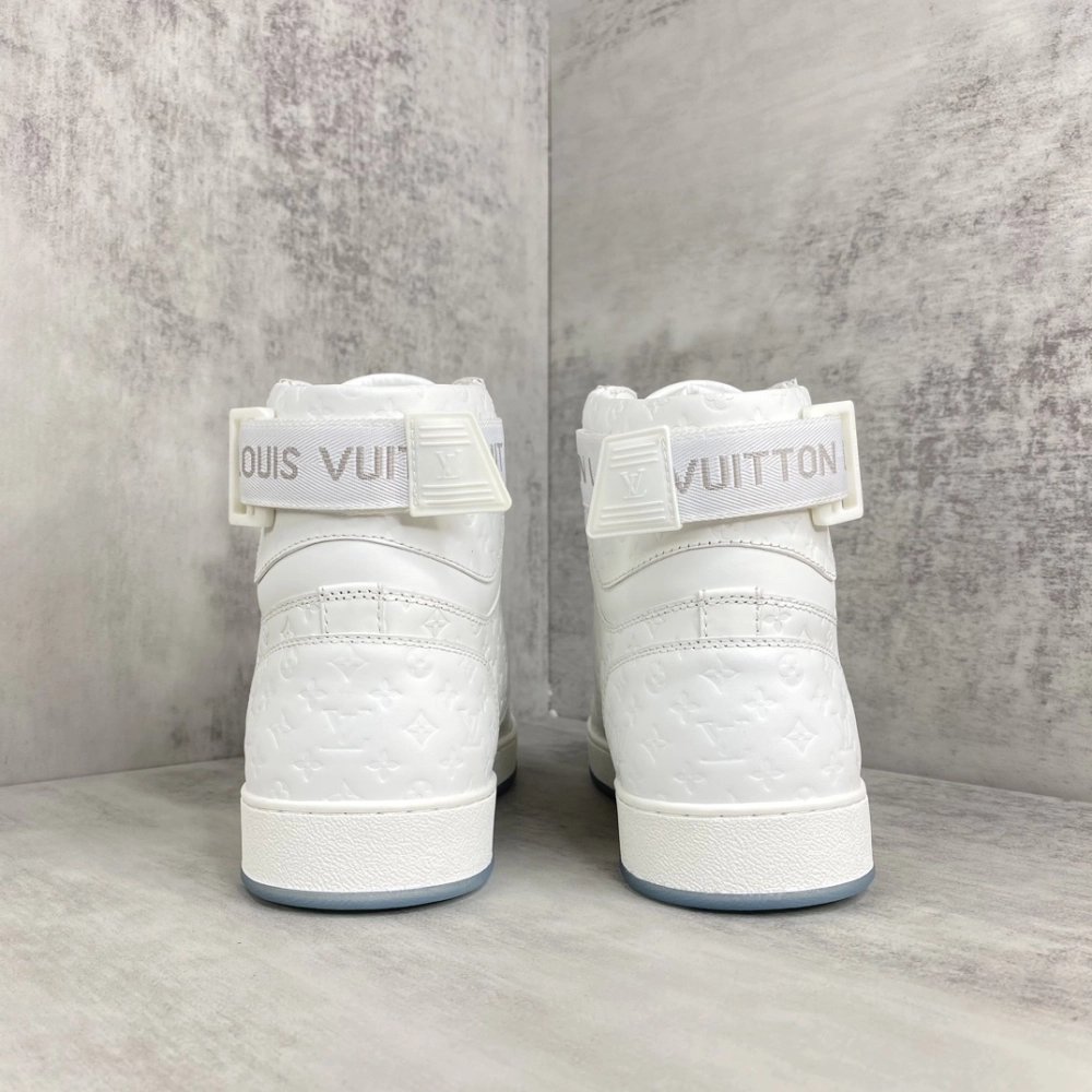 LV Sneakers 2026 634,LV Sneakers,LOUIS VUITTON Sneakers,More Brands