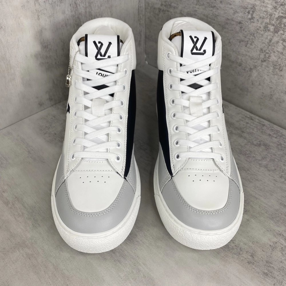 LV Sneakers 2026 642,LV Sneakers,LOUIS VUITTON Sneakers,More Brands
