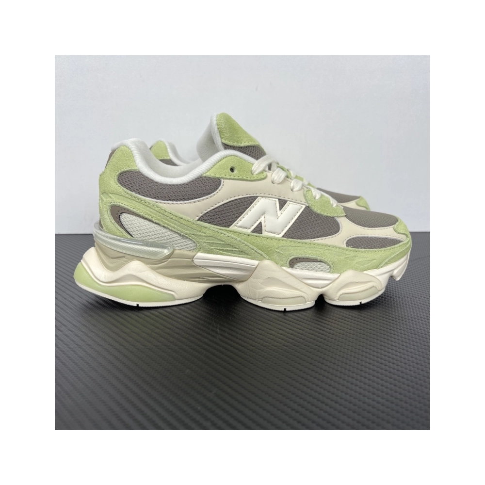 New Balance 9060 in Dry Lime Thunder Brown U906028L , Y2K-Inspired Chunky Lifestyle Sneaker , Premium SneakersStreetwear , World
