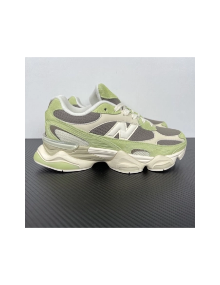 New Balance 9060 in Dry Lime Thunder Brown U906028L , Y2K-Inspired Chunky Lifestyle Sneaker , Premium SneakersStreetwear , World