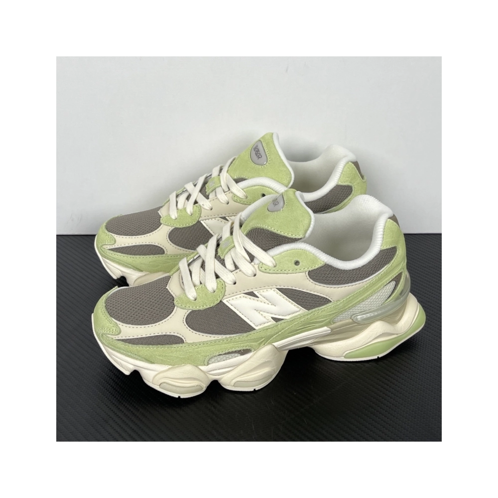 New Balance 9060 in Dry Lime Thunder Brown U906028L , Y2K-Inspired Chunky Lifestyle Sneaker , Premium SneakersStreetwear , World