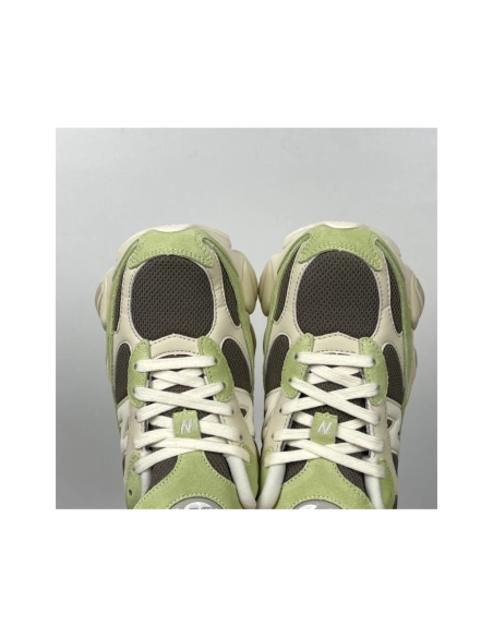 New Balance 9060 in Dry Lime Thunder Brown U906028L , Y2K-Inspired Chunky Lifestyle Sneaker , Premium SneakersStreetwear , World