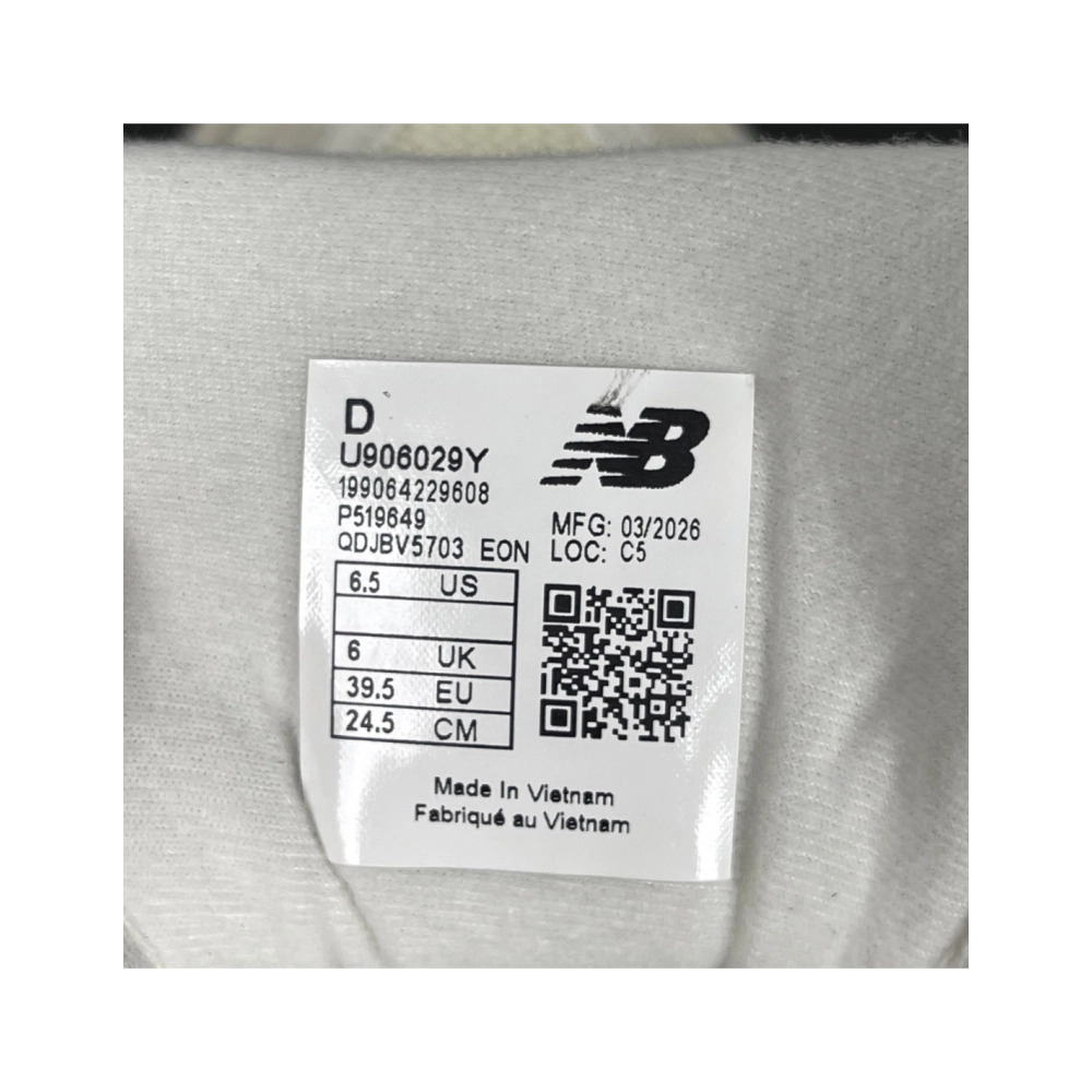 New Balance 9060 in Timberwolf Sea Salt U906029Y , Y2K-Inspired Chunky Lifestyle Sneaker , Premium SneakersStreetwear , Worldwid