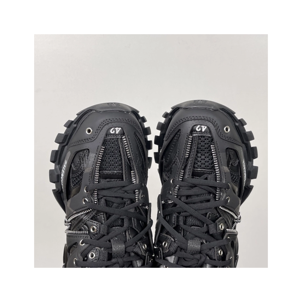 Balenciaga Track LED Sneaker in Black 542023 W3AD3 2350 , High-Fashion Layered Chunky Sneaker , Premium SneakersStreetwear , Wor