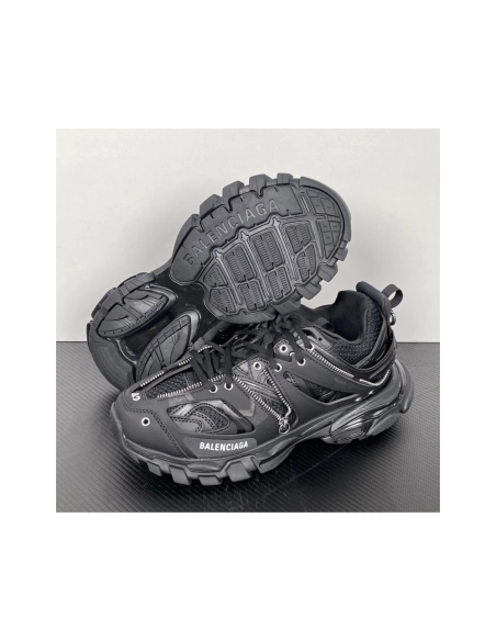 Balenciaga Track LED Sneaker in Black 542023 W3AD3 2350 , High-Fashion Layered Chunky Sneaker , Premium SneakersStreetwear , Wor