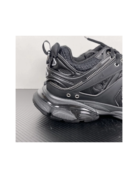 Balenciaga Track LED Sneaker in Black 542023 W3AD3 2350 , High-Fashion Layered Chunky Sneaker , Premium SneakersStreetwear , Wor