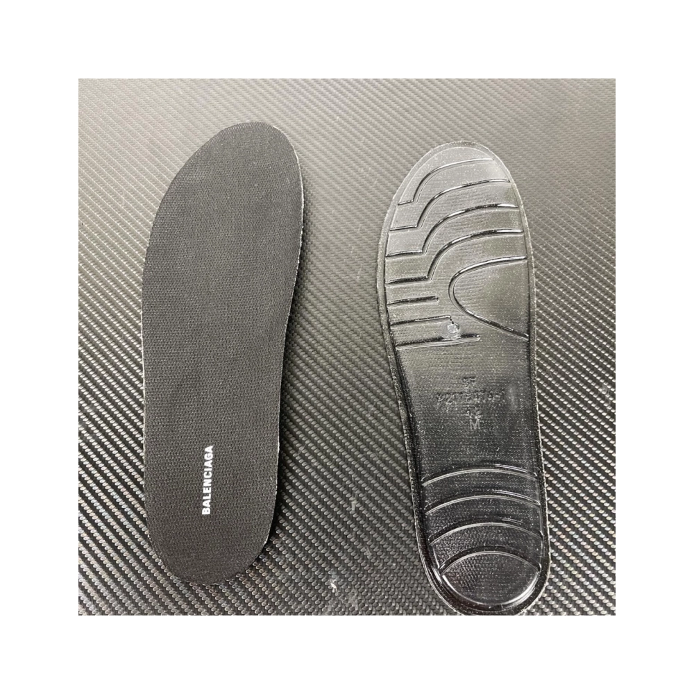 Balenciaga Track LED Sneaker in Black 542023 W3AD3 2350 , High-Fashion Layered Chunky Sneaker , Premium SneakersStreetwear , Wor