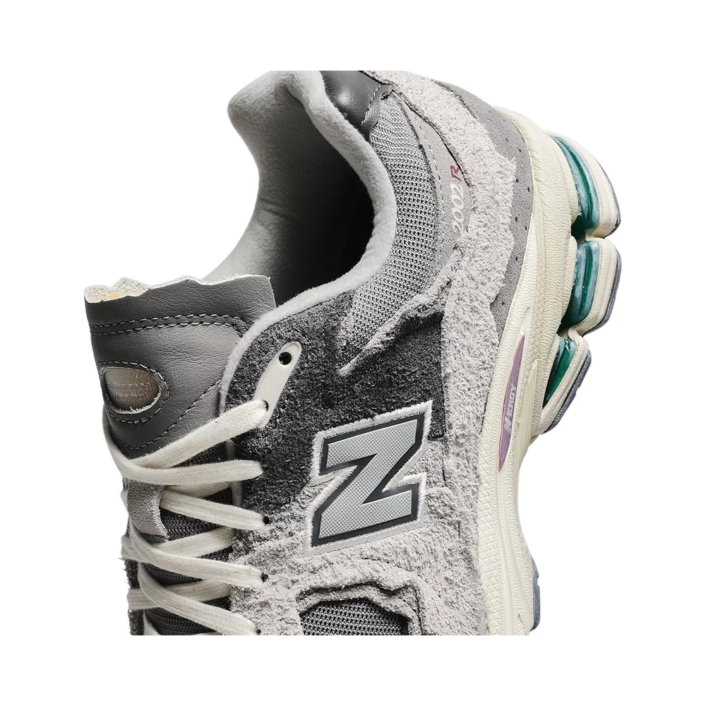 2002R PROTECTION PACKRAIN CLOUD,New Balance 2002,New Balance Shoes