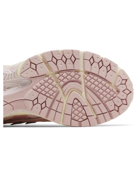 1906U Lunar New Year Shell Pink,New Balance 1906,New Balance Shoes