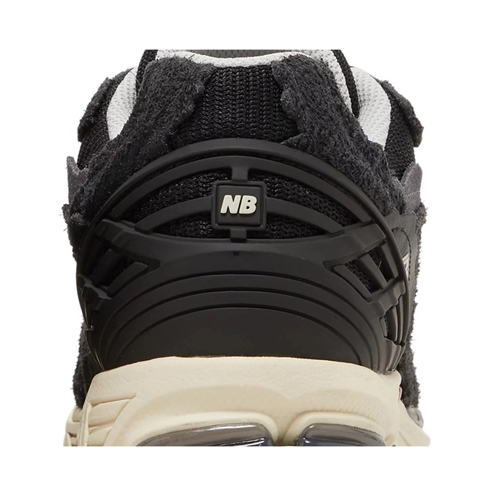 1906D Protection Pack Black,New Balance 1906,New Balance Shoes