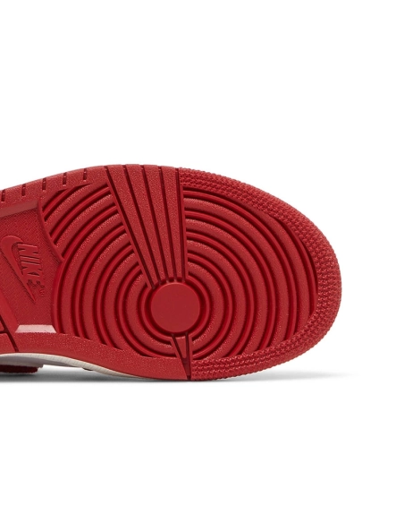 AIR JORDAN 1 HIGH OG NEWSTALGIA CHENILLE DJ4891 061,AIR JORDAN 1 HIGH,Air Jordan