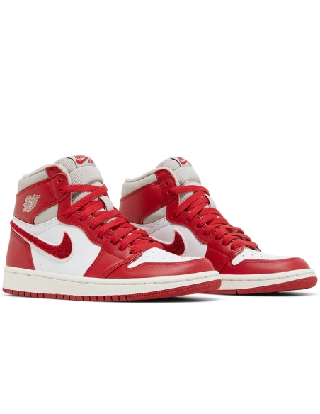 AIR JORDAN 1 HIGH OG NEWSTALGIA CHENILLE DJ4891 061,AIR JORDAN 1 HIGH,Air Jordan