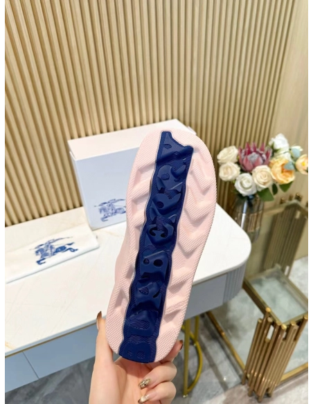 Burberry Leather Box Reps Sneakers PINK,BURBERRY SNEAKERS,Other Brand Reps Sneakers