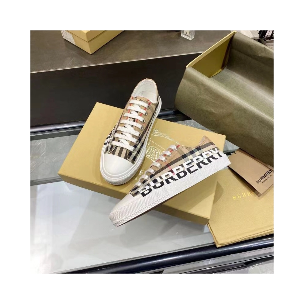 Burberry Logo Print Vintage Check,BURBERRY SNEAKERS,Other Brand Reps Sneakers