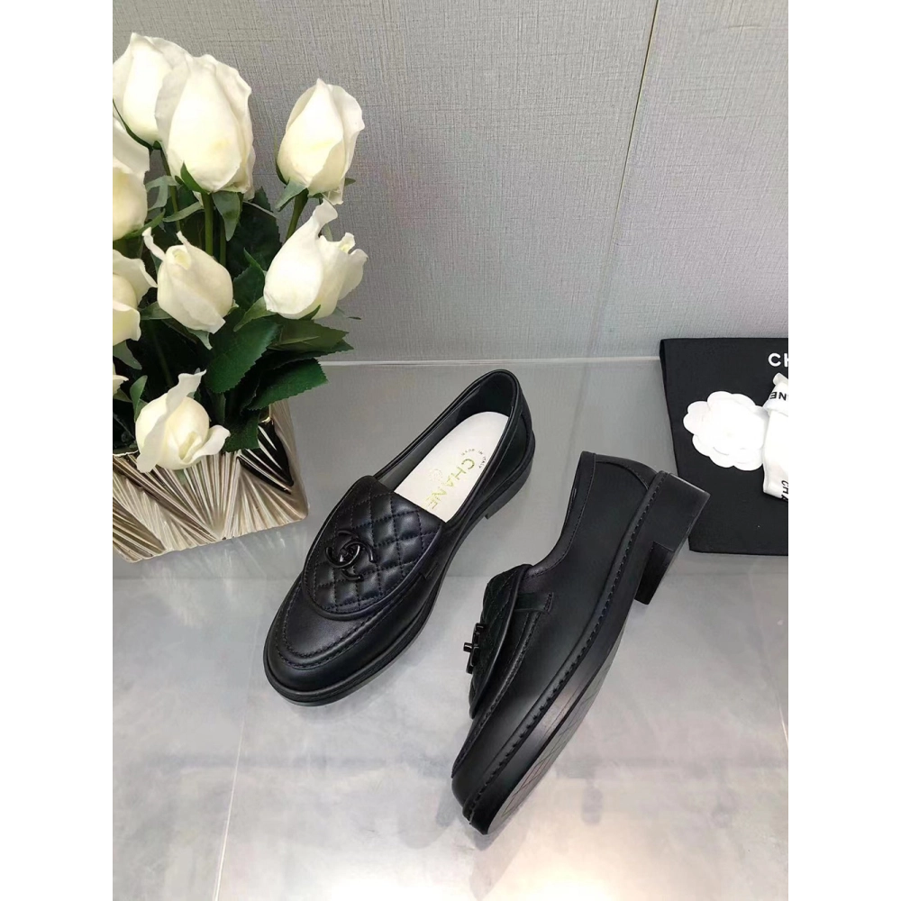 CHANEL CC Leather Loafers,CHANEL SNEAKERS,Other Brand Reps Sneakers
