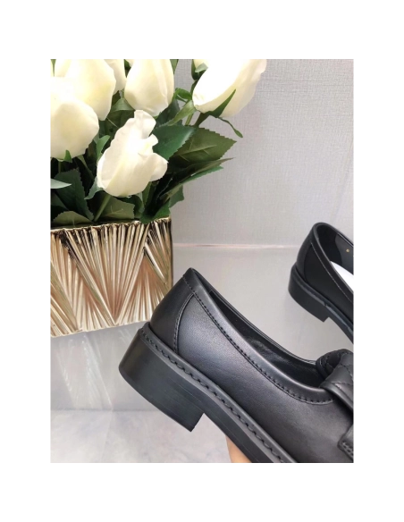 CHANEL CC Leather Loafers,CHANEL SNEAKERS,Other Brand Reps Sneakers