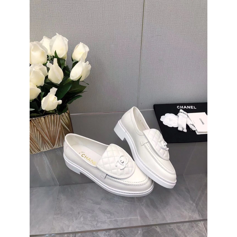 CHANEL CC Leather Loafers,CHANEL SNEAKERS,Other Brand Reps Sneakers