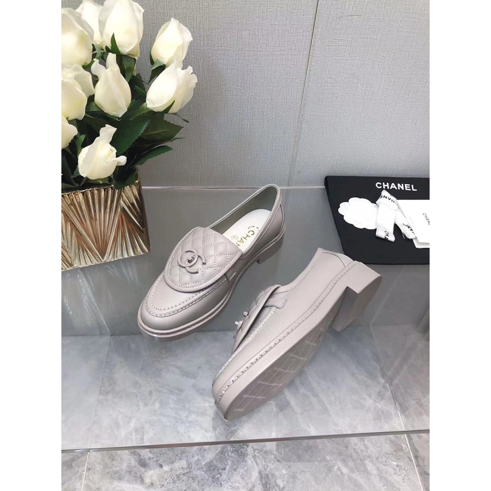 CHANEL CC Leather Loafers,CHANEL SNEAKERS,Other Brand Reps Sneakers