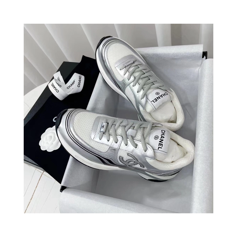 Chanel Wmns CC Logo Sneaker White Silver,CHANEL SNEAKERS,Other Brand Reps Sneakers