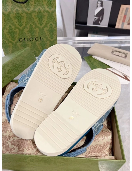 GUCCI SANDAL WITH DOUBLE G,GUCCI SHOES Reps,Other Brand Reps Sneakers