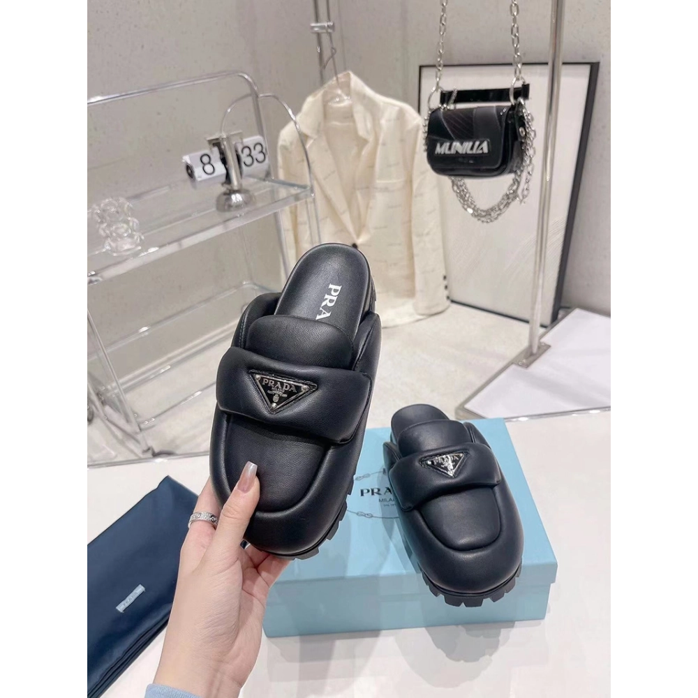 Prada Soft padded nappa leather sabots,PRADA SNEAKER,Other Brand Reps Sneakers