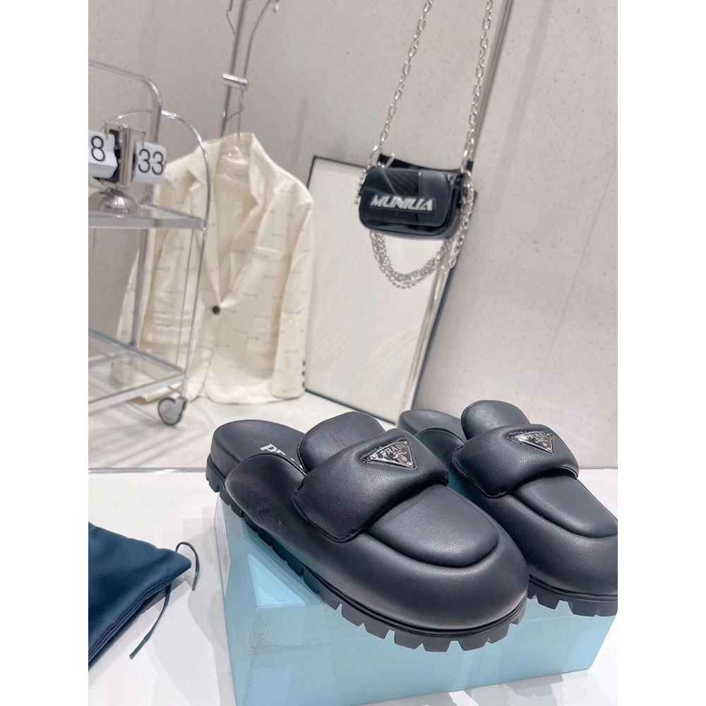 Prada Soft padded nappa leather sabots,PRADA SNEAKER,Other Brand Reps Sneakers