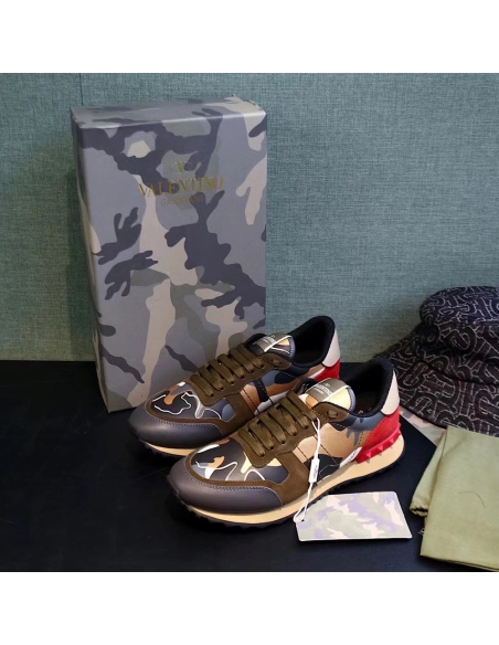 Valentino Garavani Rockrunner Reps Sneakers,VALENTINO,Other Brand Reps Sneakers