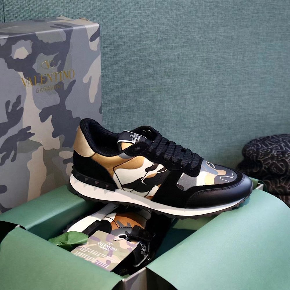 Valentino Garavani Rockrunner Reps Sneakers,VALENTINO,Other Brand Reps Sneakers