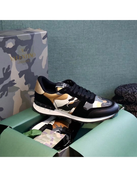 Valentino Garavani Rockrunner Reps Sneakers,VALENTINO,Other Brand Reps Sneakers
